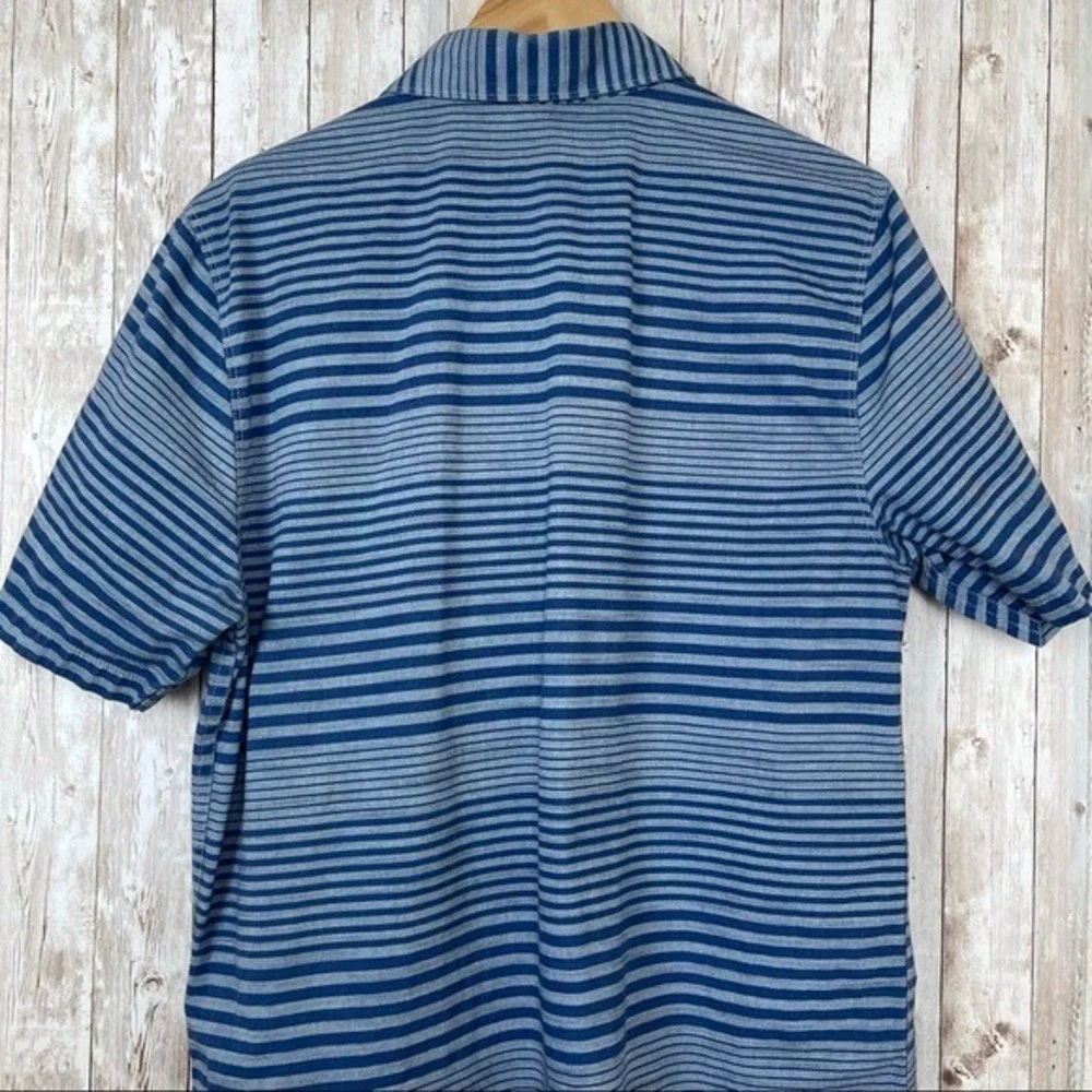The North Face Short Sleeve Striped‎ Button Front Top Size Medium Men
